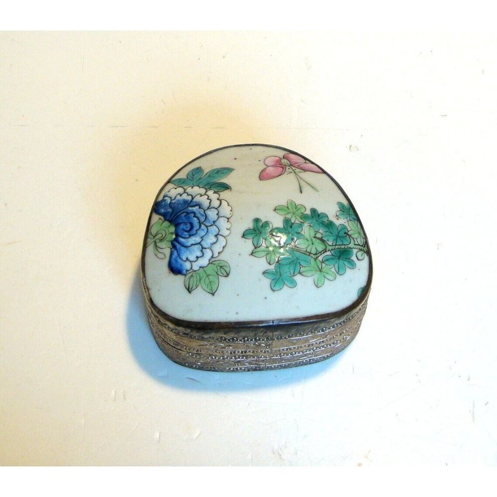Porcelain Fragment Trinket Box Blue Peony and Butterfly - Picture 1 of 8